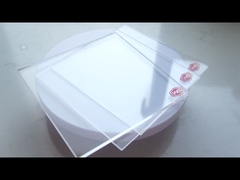 Folha de acrílico transparente