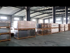 Armazém da fábrica de folhas de acrílico