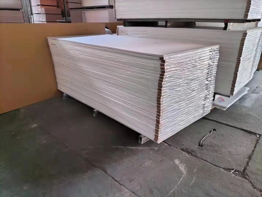 Hard High Density 1220*2440mm White Pvc Foam Sheet Forex Celuka para publicidade de móveis