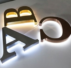 Sinalização acrílica luminosa 3D personalizada para Mini Letter Logo Shop Advertising
