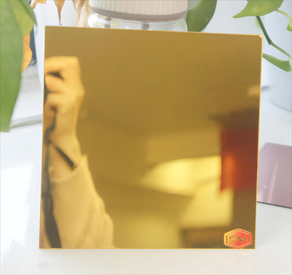 Serviço personalizado de OEM Folha de espelho Perspex Resistente ao calor para decoração Material folhas de espelho cortáveis