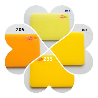 Folhas de acrílico fundido de cores resistentes a arranhões virgem MMA com transmissão para diferentes aplicações