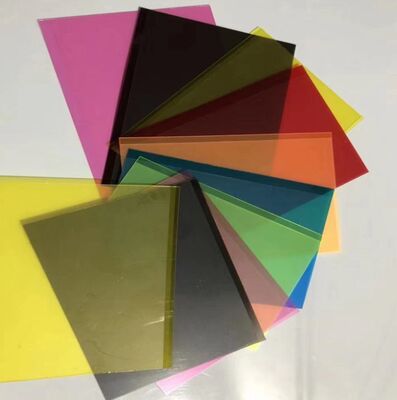 Folha de acrílico de cores transparentes de 20 mm de espessura para armários de exposição
